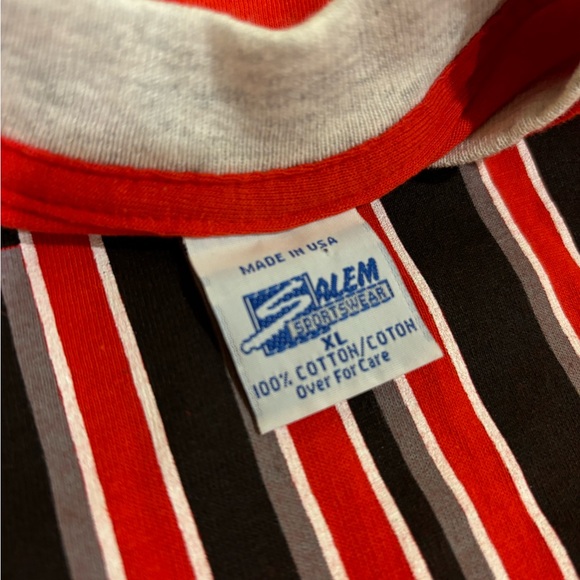 Vintage 90s Salem Sports Chicago Bulls T-Shirt - Picture 3 of 3